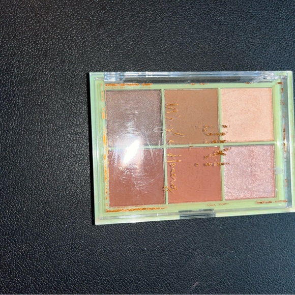 Pixi - Picture 2 of 6